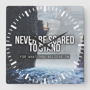 Reloj Cuadrado Palabras Motivacionales - Apoyen Lo Que Creen