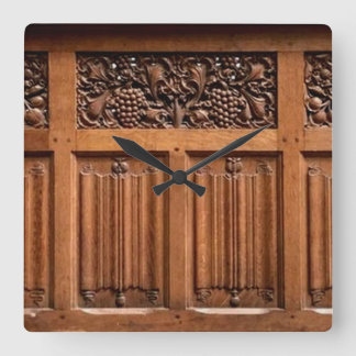 RELOJ CUADRADO PANELES DE MADERA CUBIERTA