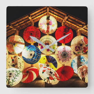 Reloj Cuadrado Paraguas japonés