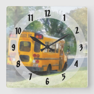 Reloj Cuadrado Parked School Bus