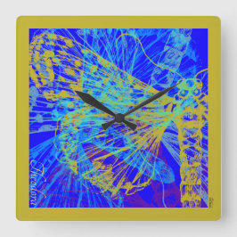 Reloj Cuadrado Pastel azul mariposa dorada abstracta