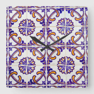 Reloj Cuadrado Patrón de azulejos en primer plano, Portugal