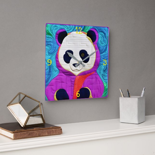 Reloj Cuadrado Pequeña Panda Adorable - Diseño Cuiltado (Oficina)