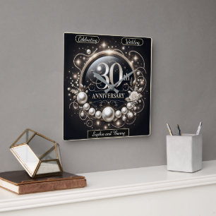 Reloj Cuadrado Perla Elegancia: 30 Aniversario