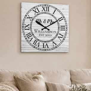 Reloj Cuadrado Personalizado de Madera Gris Rústico