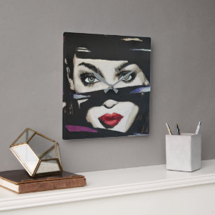 Reloj Cuadrado Pintura de 'Out of Dark' en una