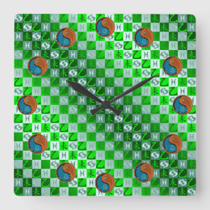 Reloj Cuadrado Piscis y Cabra de Madera