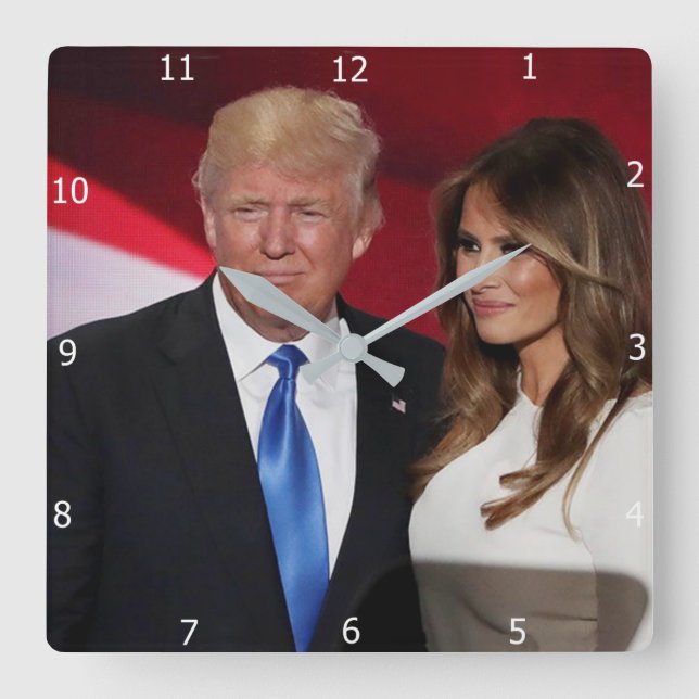 RELOJ CUADRADO PRESIDENTE DONALD TRUMP Y MELANIA (Anverso)