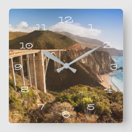 Reloj Cuadrado Puente Bixby, Big Sur, California, Estados Unidos