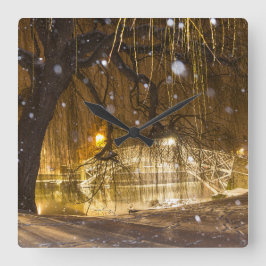 Reloj Cuadrado Puente chino en la nieve.