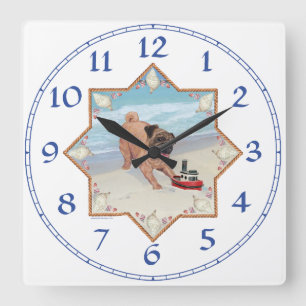 Reloj Cuadrado Pug en la playa