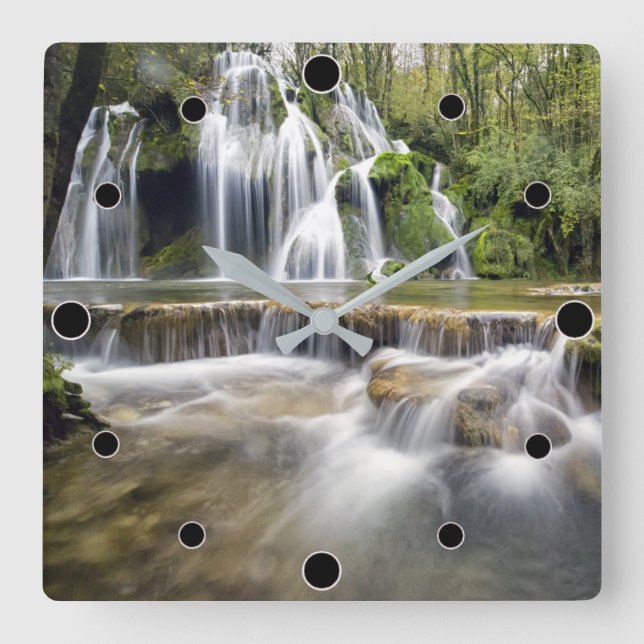 Reloj Cuadrado Río Woodland con cascada (Anverso)