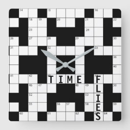 Reloj Cuadrado Rompecabezas entre líneas de tiempo