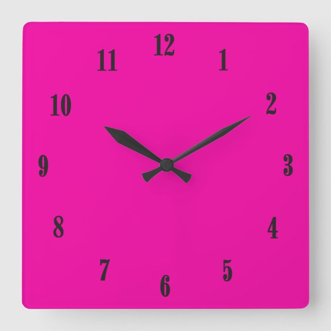 Reloj Cuadrado Rosa Caliente Sólido con Fuentes Negras (Anverso)
