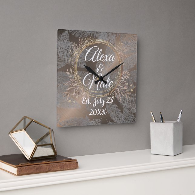 Reloj Cuadrado Rosa de Feathers Personalizado del Boda de la guir (Oficina)