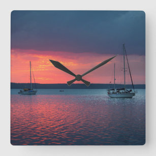 Reloj Cuadrado Sailing Into The Sunset   Cienfuego, Cuba