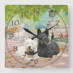 Reloj Cuadrado Scottie y Westie en un jardín