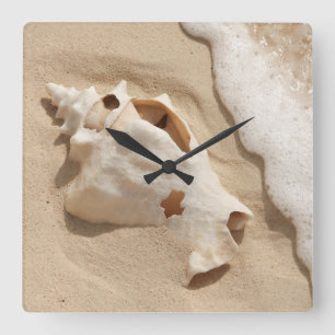 Reloj Cuadrado Seashell en la isla caribeña magnífica del turco