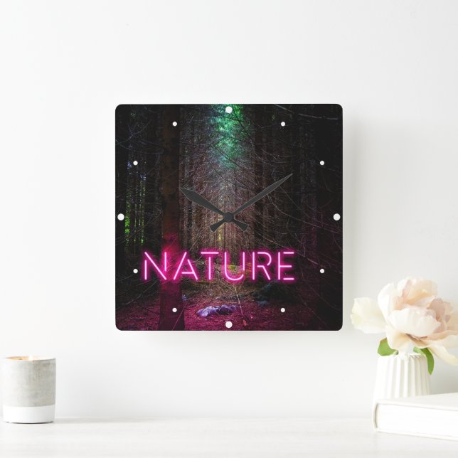 Reloj Cuadrado Signo de neón magenta de la naturaleza misteriosa  (Hogar)