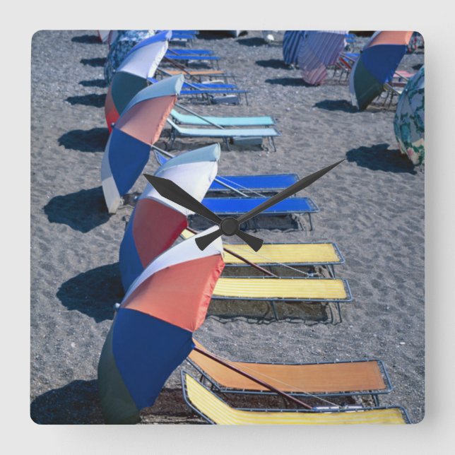 Reloj Cuadrado Sillas Vacantes En La Playa (Anverso)