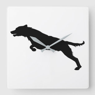 Reloj Cuadrado Silueta de perro saltando