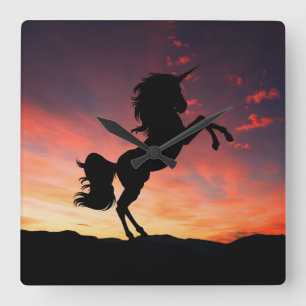 Reloj Cuadrado Silueta de Unicornio al Atardecer con Brillo Tempo