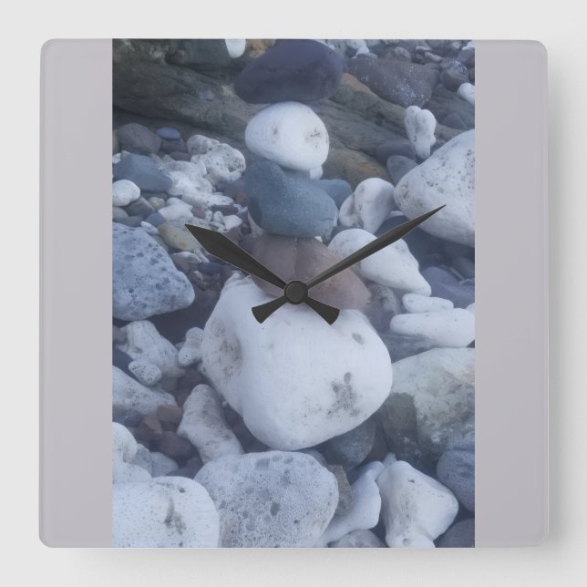 RELOJ CUADRADO STONE PILLAR (Anverso)