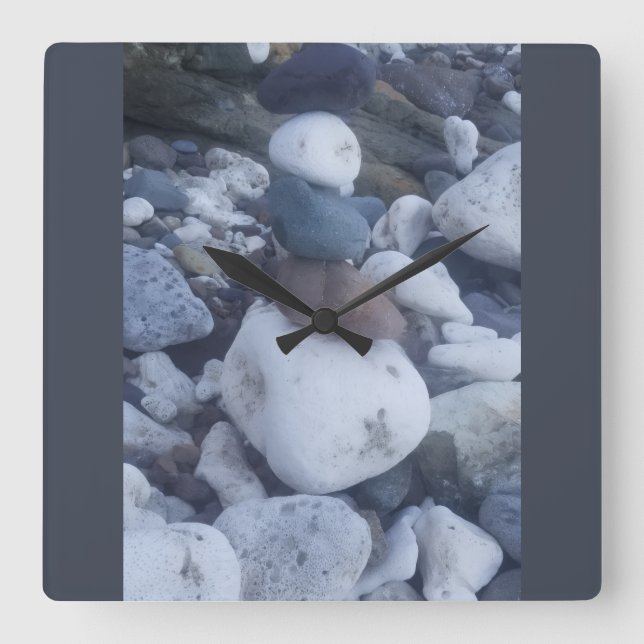 RELOJ CUADRADO STONE PILLAR (Anverso)