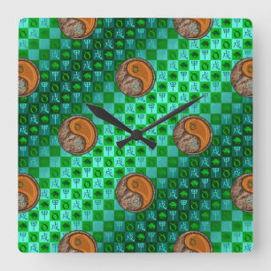 Reloj Cuadrado Tauro & Perro de Madera