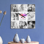 Reloj Cuadrado Te Ama Nana Colorful Bold Collage de fotos moderno<br><div class="desc">"Te quiero Nana". Ella ama cada minuto con sus nietos. Una imagen divertida, caprichosa y elegante de una tipografía audaz de color arcoiris y tipografía manuscrita negra superponen un corazón suave y rosa claro y un fondo blanco. Añade 8 preciadas fotos de tu elección y personalizar los nombres y el...</div>