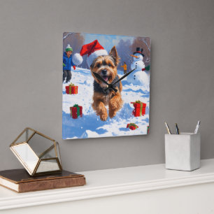Reloj Cuadrado Terrier Tibetano Corriendo en la Nieve con Sombrer