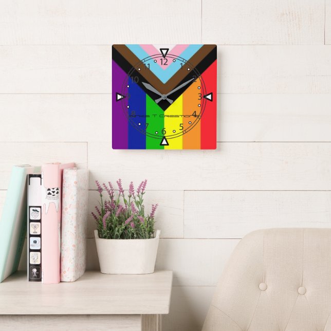 Reloj Cuadrado Todo Incluido (Sala de lectura)