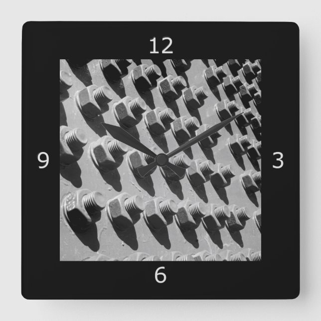 Reloj Cuadrado Tornillos Y Tuercas De Puente (Anverso)