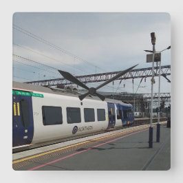 Reloj Cuadrado Tren azul y blanco