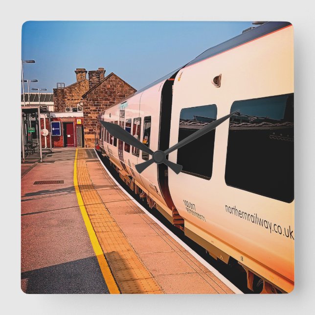 Reloj Cuadrado Tren blanco (Anverso)