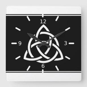 Reloj Cuadrado Triquetra