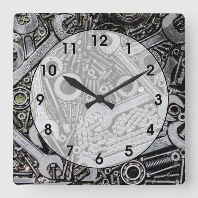 Reloj Cuadrado Tuercas y pernos (Anverso)