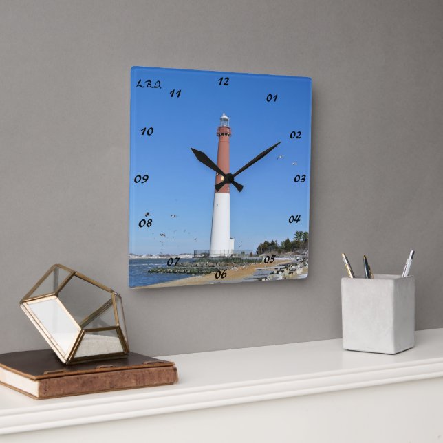 Reloj Cuadrado Viejo Barney - (Oficina)