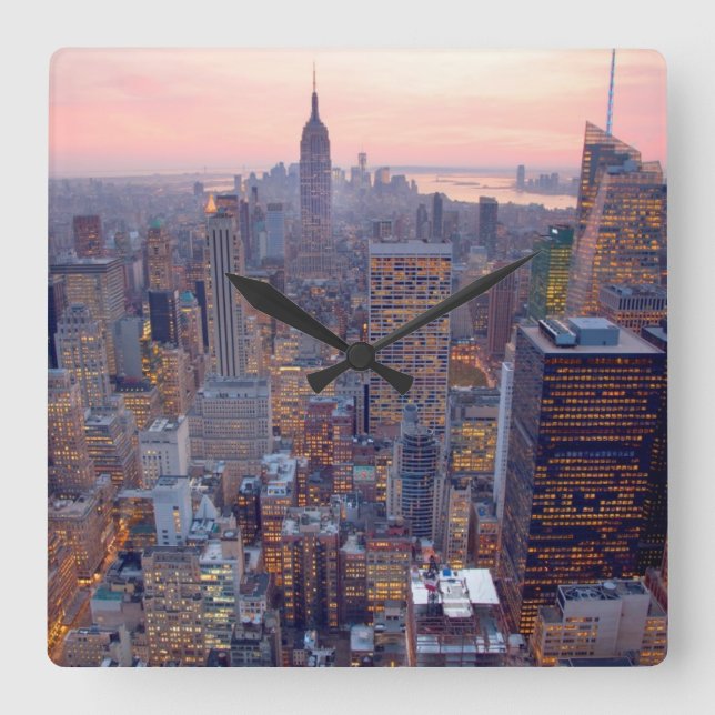 Reloj Cuadrado Vista amplia de Manhattan en la puesta del sol (Anverso)