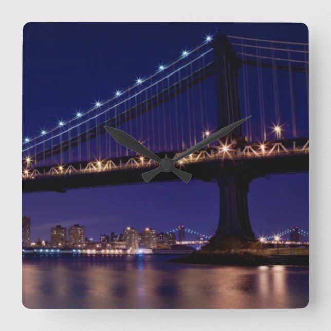Reloj Cuadrado Vista del puente de Manhattan por la noche (Anverso)