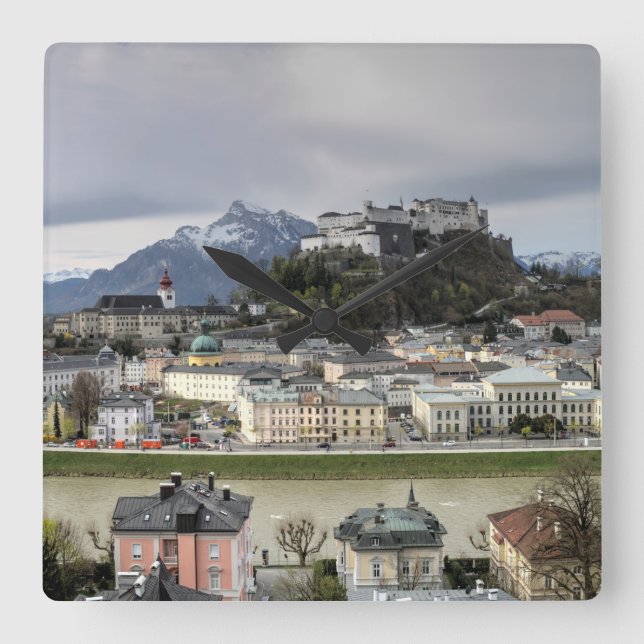 Reloj Cuadrado Vista sobre Salzburgo Austria (Anverso)
