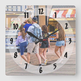 Reloj Cuadrado Wildwood NJ – Panadería del Paseo Marítimo