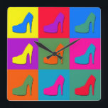 Reloj Cuadrado Zapatos del arte pop<br><div class="desc">Ilustracion de los zapatos del tacón alto en fondo tejado colorido</div>
