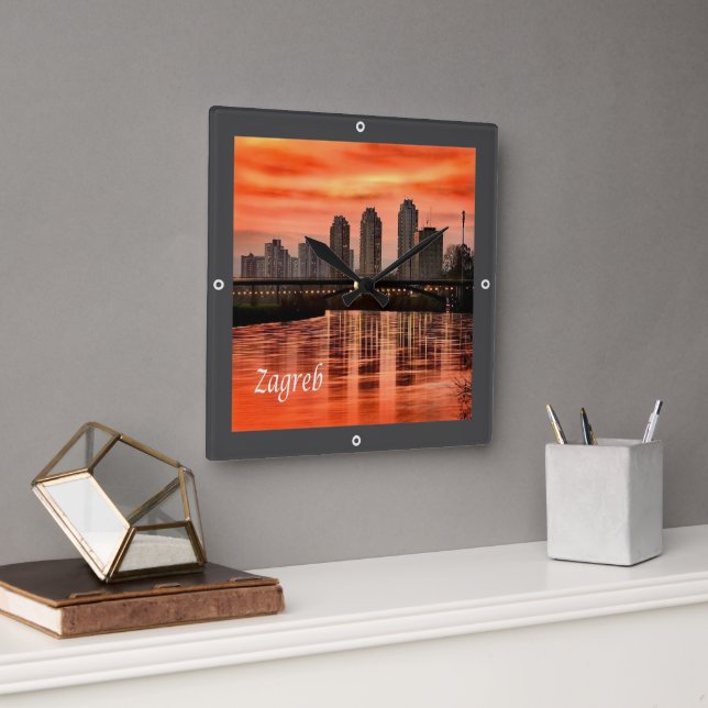 Reloj Cuadrado zHR004 ZAGREB, Croacia, Europa (Oficina)