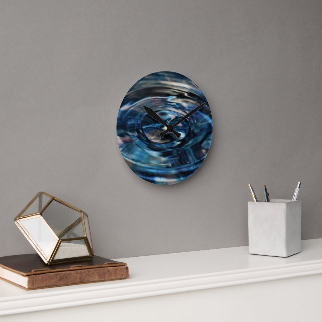 Reloj de agua del poeta Adiela Akoo (Oficina)