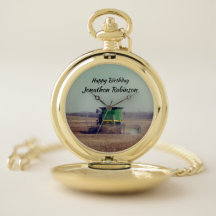 Cosechadora verde en campo