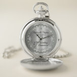 Reloj De Bolsillo Elegante aniversario Boda de diamantes plateados 2<br><div class="desc">Esta elegancia ostentosa enmarca este 25 aniversario boda en un diseño único de diamante de vieiras con rombo central con chispas falsas sobre un gradiente de tono plateado. Diseño original de Holiday Hearts Designs (derechos reservados). Tenga en cuenta que todos los adornos están impresos y sólo están hechos para aparecer...</div>