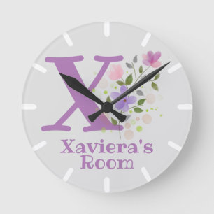 Reloj de dormitorio infantil con nombre e inicio