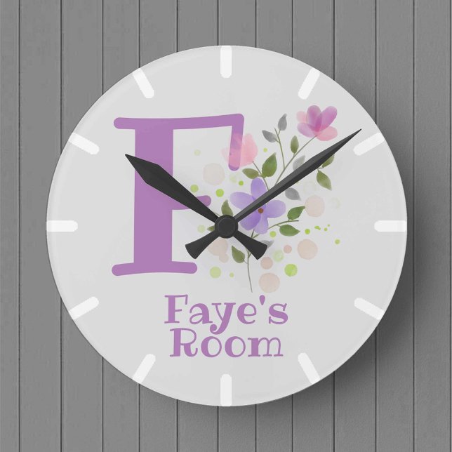 Reloj de dormitorio infantil con nombre e inicio (Subido por el creador)