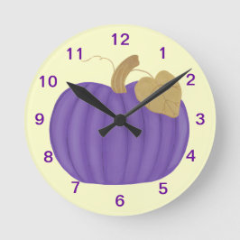 Reloj de hojas de oro de calabaza morada